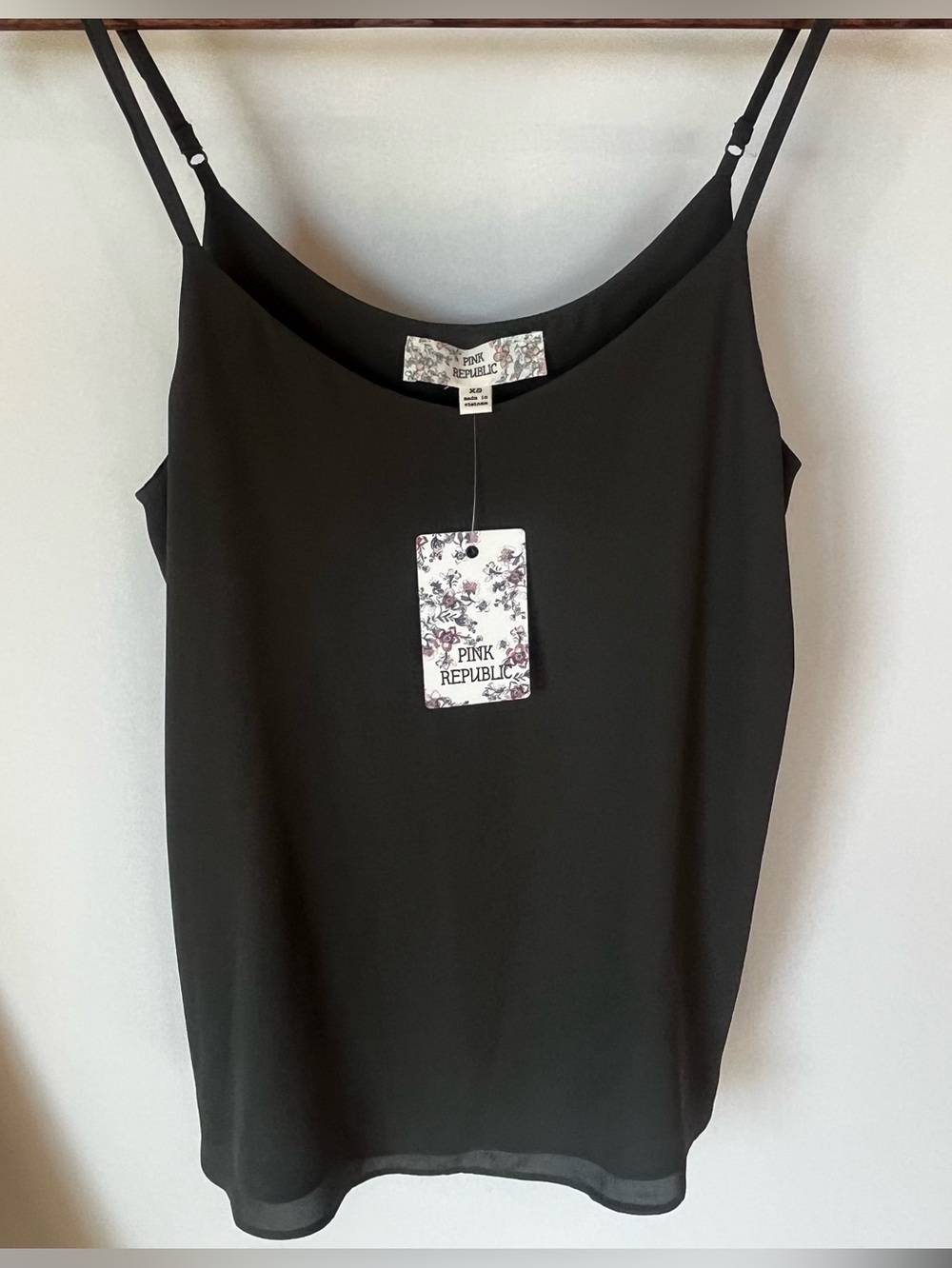 Pink Republic Olive Green Double layered Chiffon Cami Tank Top- NWT 🏷️
